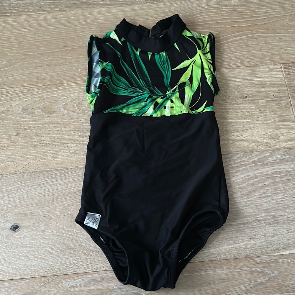 Girls Olivia Rose dance leotard size 10 EUC